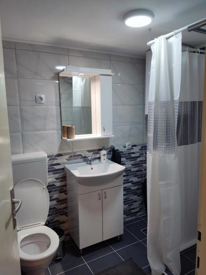 Mikmari Apartman Subotica Exterior foto