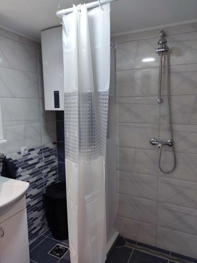 Mikmari Apartman Subotica Exterior foto