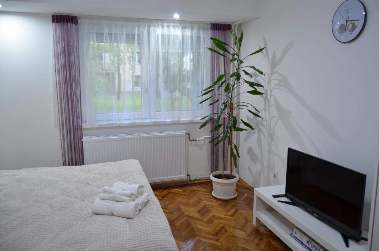 Mikmari Apartman Subotica Exterior foto
